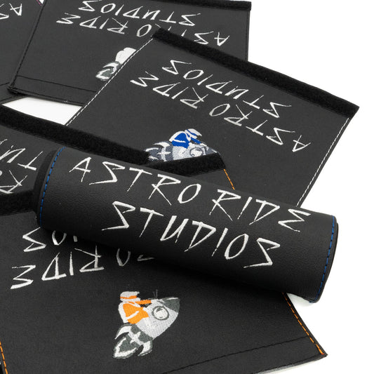 Lenkerschutz-Cover "ASTRO RIDE Studios"